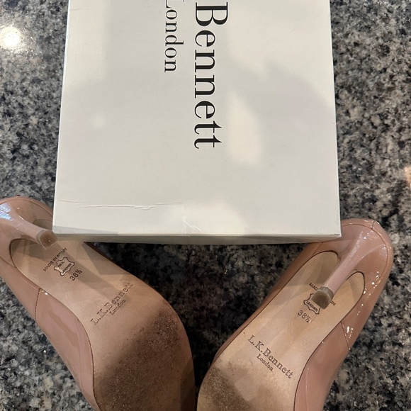 L.K. Bennett Patent Platform Shoes size 8 previously owned - Picture 3 of 4